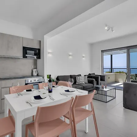 Beachfront Sea Srzic Apartment Makarska